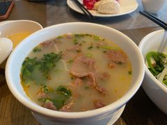-烂厅下牛肉汤