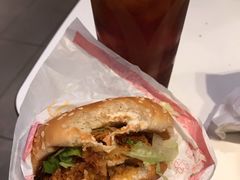 麦辣鸡腿堡套餐-麦当劳(广州新港东路第二分店)