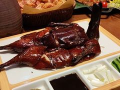 -老滇山寨•云南特色菜•地方菜•民族风情歌舞表演(金碧店)