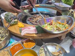 -玄希浪漫厨房·韩料烤肉(湖滨银泰in77店)