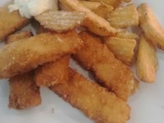 三文鱼配薯条-宜家·瑞典风味餐厅(北京西红门店)