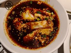 -江渔儿酸菜鱼(万科东荟城店)
