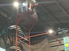 -极限PLAY运动娱乐新世界·团建派对潮玩休闲馆·室内蹦极高空游乐园
