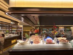 -钱小奴海鲜自助黑金店(杭州滨江龙湖店)