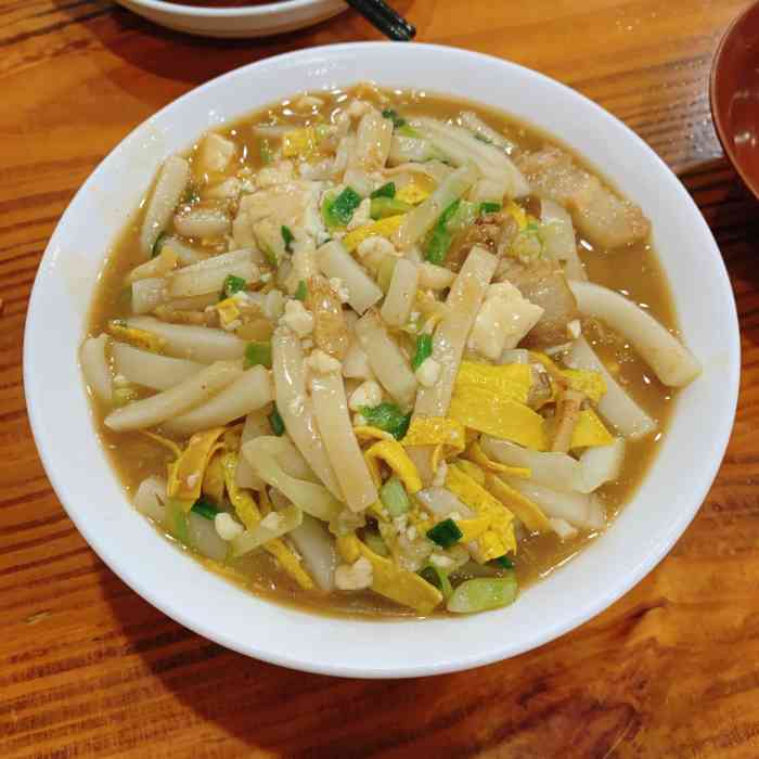 老袁炒年糕-"到嵊州旅游看美团找的店,去了以后发现确实.