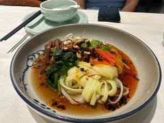 -江城小馆陕南妈妈菜·全球旅行餐厅(钟楼店)