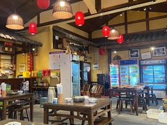 -富正毅三下锅·湘西韵味(天门山索道店)