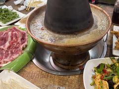 -老蜀铜火锅·酸菜脊骨·麻辣羊蝎子(热闹路店)