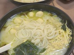 -灵芝妹子米线(瓦房店新玛特店)