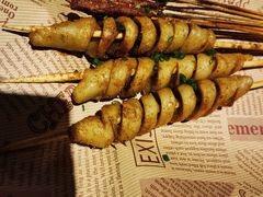 -老街烧烤大排档·地道湖北菜·龙虾馆(汉口火车站店)