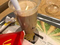 -麦当劳(展览路店)