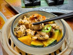 -龙悦湾酒家·八阵鱼生·渔人码头店