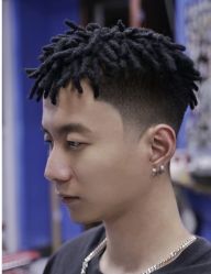 -海文先生国潮烫染男士理发馆