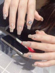 -UGIRL有个美甲