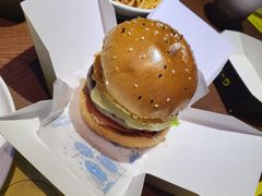 -SPACELAB失重餐厅(世纪汇店)