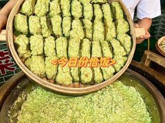 -老鼎万春卤菜(五代传承创始老店)