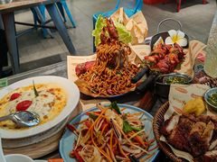 -小小集渔·泰式大排档(太古里香槟店)