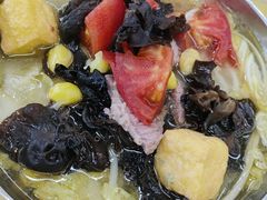牛肉汤粉-红鼻子桂林米粉(金唐新光界店)
