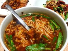 -一坐一忘云南菜(嘉里中心店)