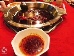 -山城年华老火锅(玉林店)