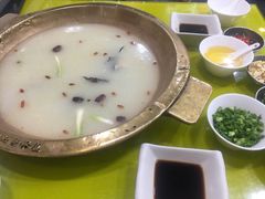 -颜氏双江清水鱼一养身火锅(磁器口店)