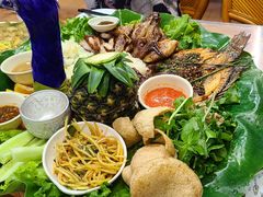 -沐毫傣泐云南菜孔雀宴•手抓饭傣味烧烤(曼听公园店)