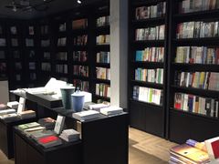 -阅西安新华书店(翠华南路店)