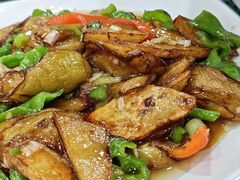 地三鲜-鹤乡东北菜(崮山路店)