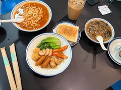-左记港食(融科天城店)