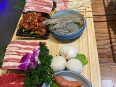 -明洞阿姨·韩式酱蟹烤肉·创意料理(三元桥店)