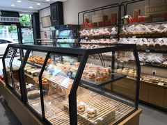 面包甜点陈列柜-仟吉KenGee(汪家墩店)