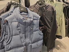 -UNDER ARMOUR(八达岭奥莱店)