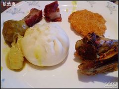 -亮马河饭店翠雅咖啡厅