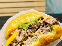 招牌牛肉堡双层-Shake Shack(西单大悦城店)
