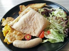 -必胜客(绿地新都会店)