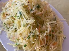 蛰皮土豆丝-华龙特色大骨鸡农家菜馆