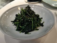 碎炒芝麻菠菜（约250克）-申粤轩酒楼·三十年粤菜经典(丁香花园店)