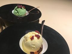 -余欢领鲜火锅(新街口店)