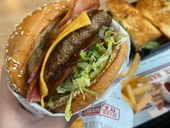 -The Habit Burger Grill 哈比特汉堡(复兴soho店)
