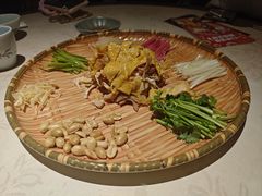 -维园悦谱·海派家常菜(乌鲁木齐南路店)