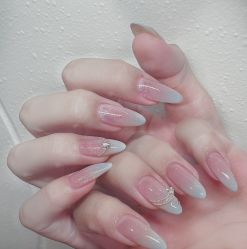 -Fanni美甲美睫皮肤管理