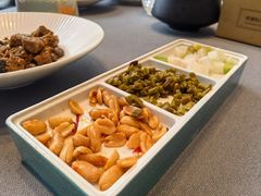 -荷塘秋月·本帮江浙菜(国权路店)