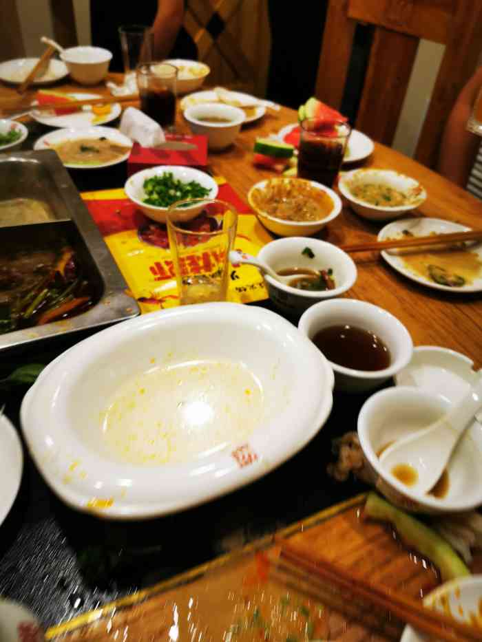 川庄火锅-"超级喜欢芝麻酱,可纯,服务也非常好,很好."-大众点评移动版