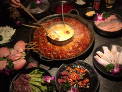 -渝涯重庆豆花老火锅(中赢国际店)