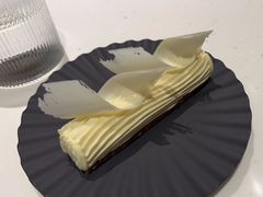 -潮一不贰·法式甜品·生日蛋糕·西式简餐(外滩店)