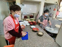 -张阿三馄饨店