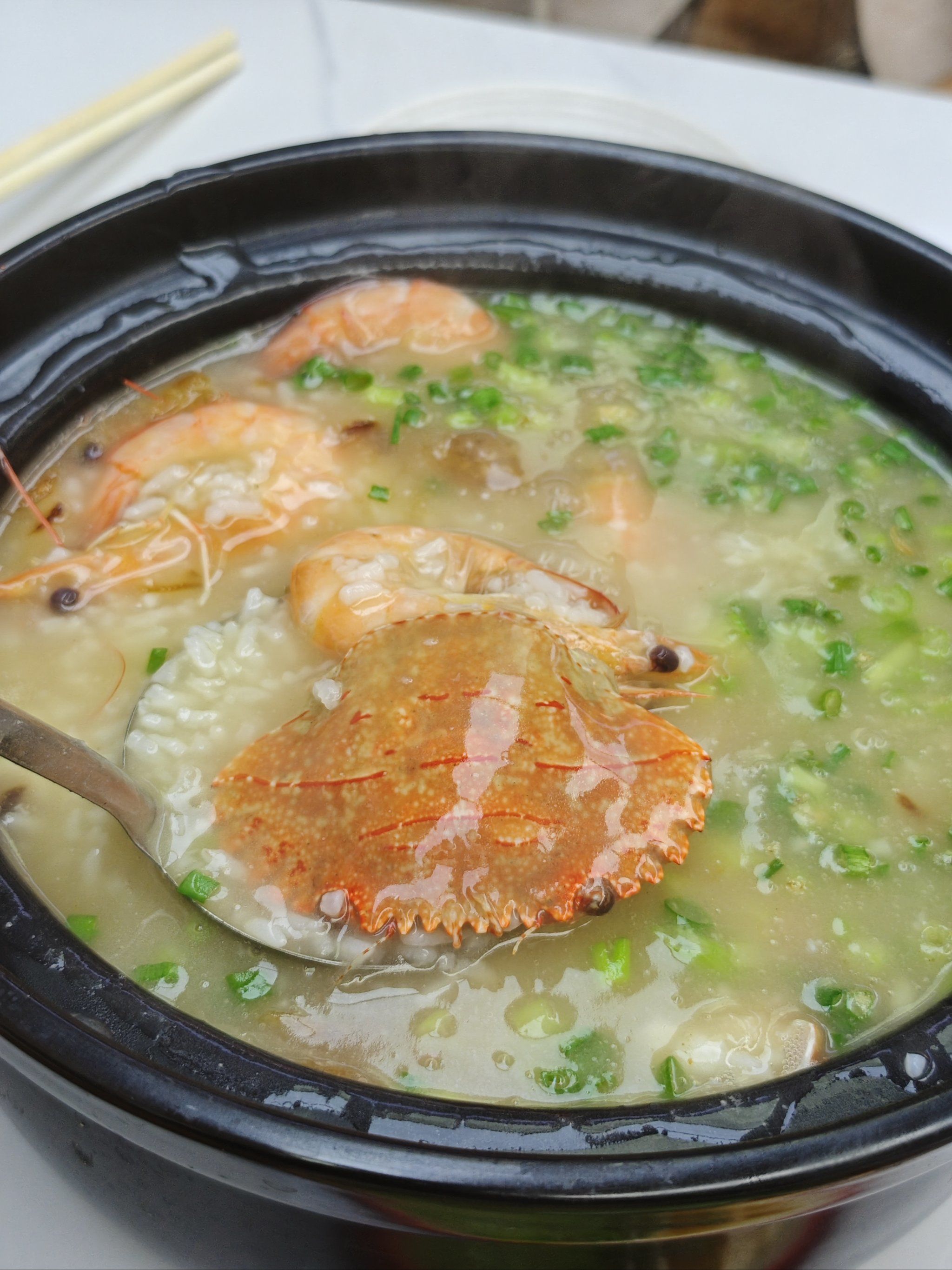 冬天来碗热腾腾的海鲜粥,超赞