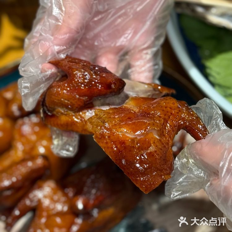 今天简直被这鸽子肉给香迷糊啦——文鸽苑