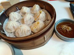 -馋三尺蟹粉小笼(人民广场店)