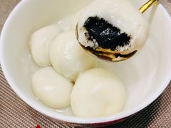 黑洋酥汤团-王家沙点心店(南京西路总店)